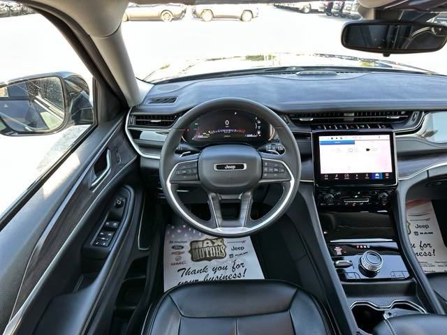 2024 Jeep Grand Cherokee Base 4xe 28