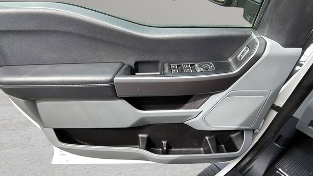 Used 2025 White Ford XLT image 17