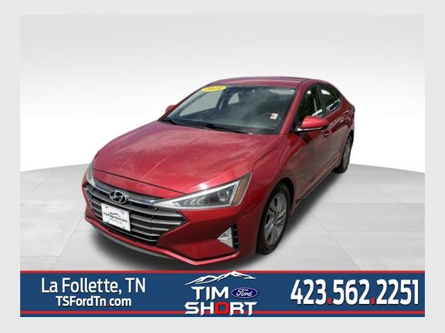 Scarlet Red 2019 Hyundai Elantra SEL FWD Sedan Front-Wheel Drive 6-Speed Automatic