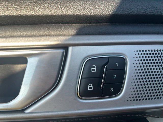 Used 2023 Ford Explorer SUV