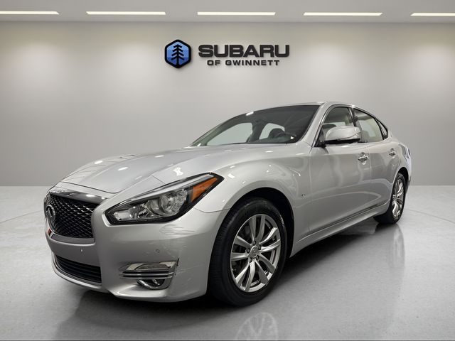 2015 INFINITI Q70 3.7