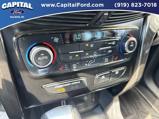 Used 2017 Red Ford SE image 30