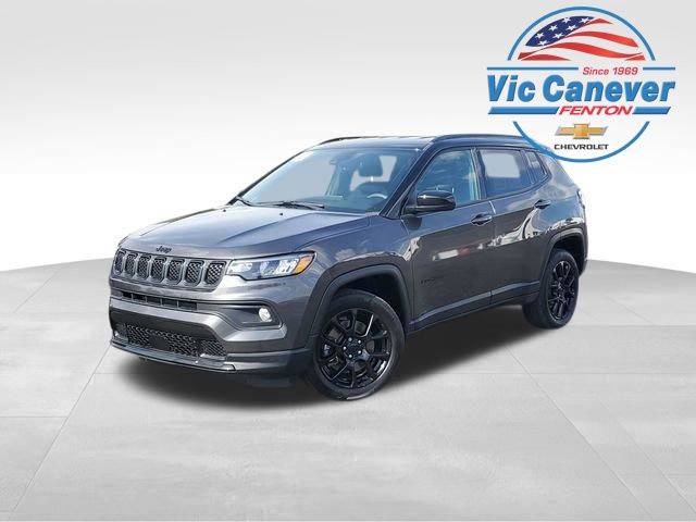 Gray (Granite Crystal Metallic Clearcoat) 2023 Jeep Compass Altitude 4WD SUV / Crossover Four-Wheel Drive 8-Speed Automatic