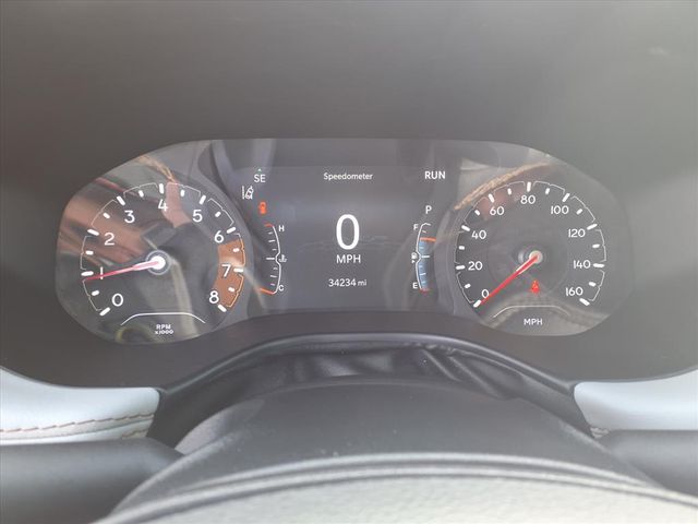 Used 2022 Silver Jeep Limited image 15