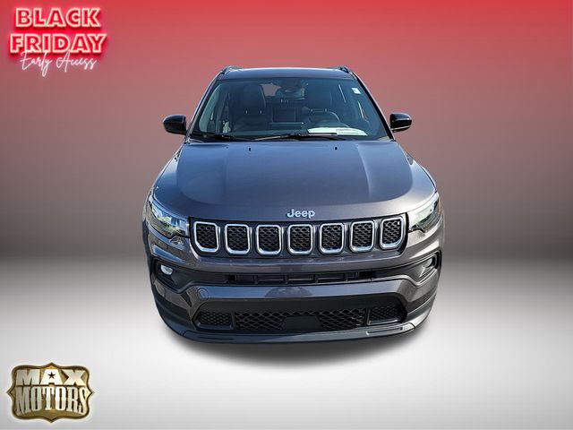 2024 Jeep Compass Latitude 2