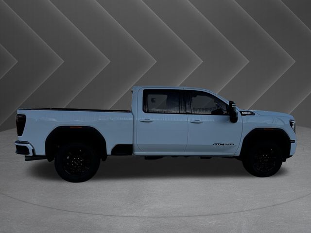 2026 GMC Sierra 2500HD AT4 - 3