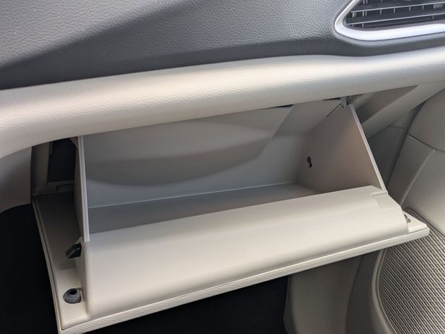 2023 Chrysler Pacifica Touring L - Photo 21
