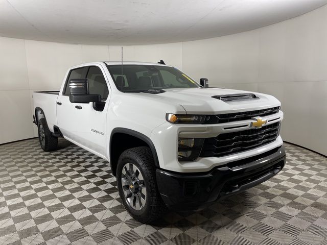 2025 Chevrolet Silverado 2500HD Custom 2