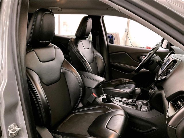2020 Jeep Cherokee Latitude Plus Gray at Subaru and VW of Moon Township