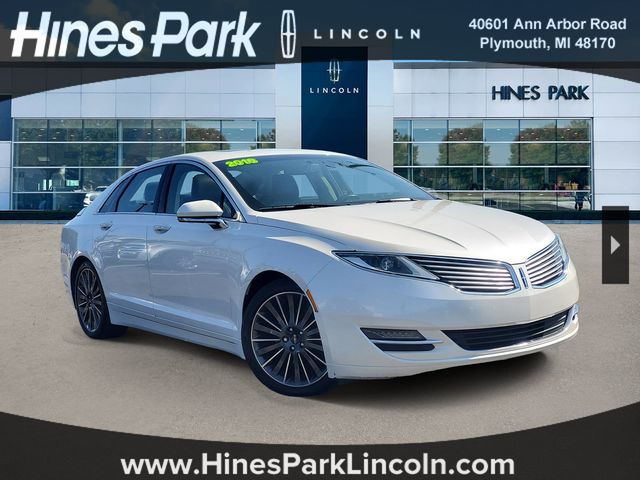 White Platinum Clearcoat Metallic 2016 Lincoln MKZ Sedan Front-Wheel Drive 6-Speed Automatic