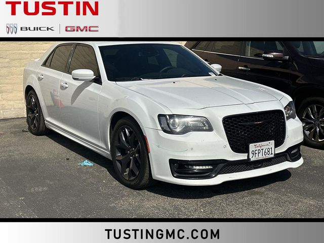 Bright White Clearcoat 2023 Chrysler 300 S V8 RWD Sedan Rear-Wheel Drive 8-Speed Automatic
