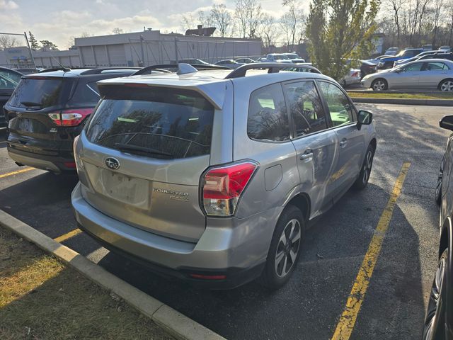 2017 Subaru Forester 2.5i Premium 4