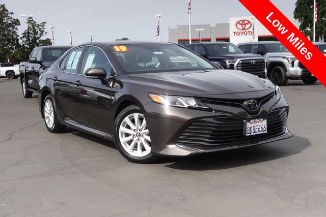used 2019 Toyota Camry car, priced at $21,400