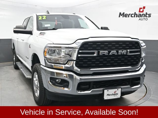 Bright White Clearcoat 2022 RAM 2500 Pickup Truck Four-Wheel Drive 6-Speed Automatic