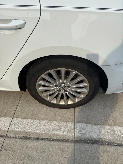 2017 Volkswagen Passat 1.8T SE White at Bob Ruth Ford