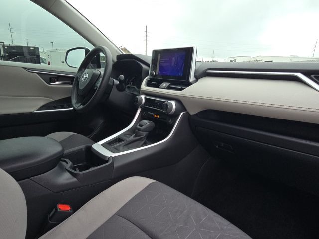 2024 Toyota RAV4 XLE:168865A