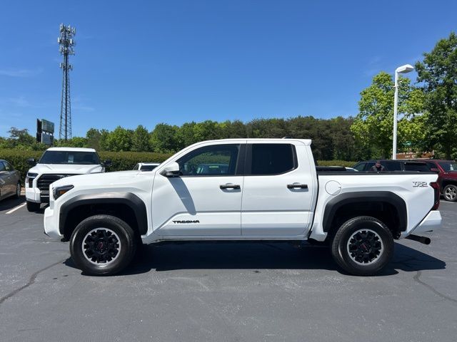 2024 Toyota Tacoma TRD Off Road - Photo 12