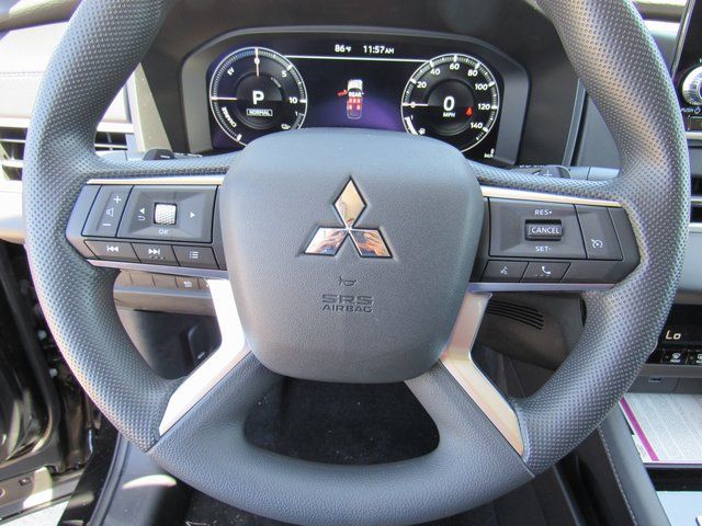 2025 Mitsubishi Outlander Plug-in Hybrid ES - Photo 20