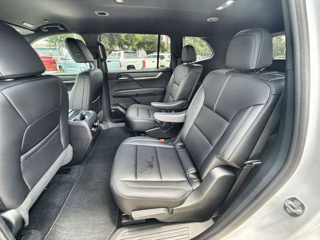 2026 GMC Acadia #24