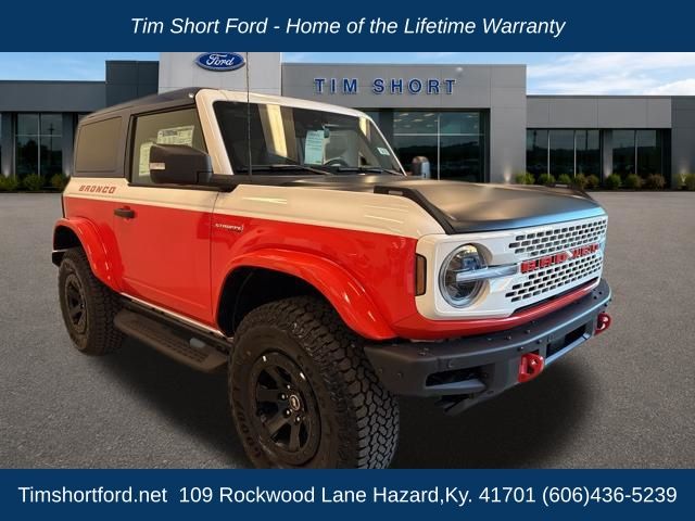 Oxford White 2025 Ford Bronco SUV / Crossover Four-Wheel Drive Automatic