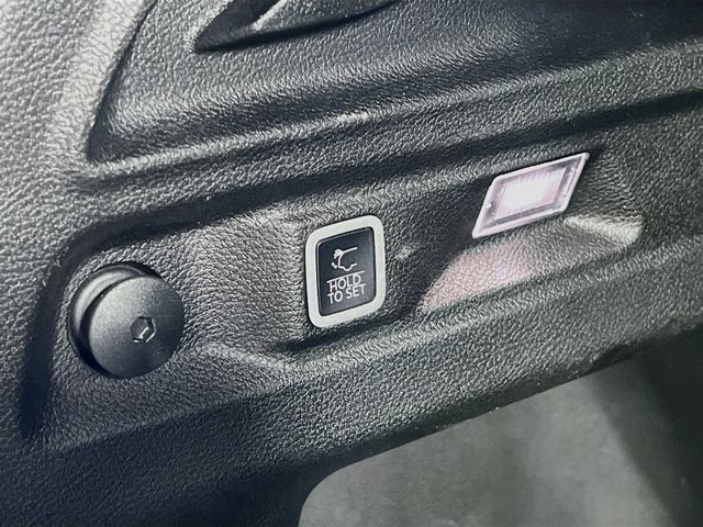 Used 2023 Black Jeep Altitude image 27
