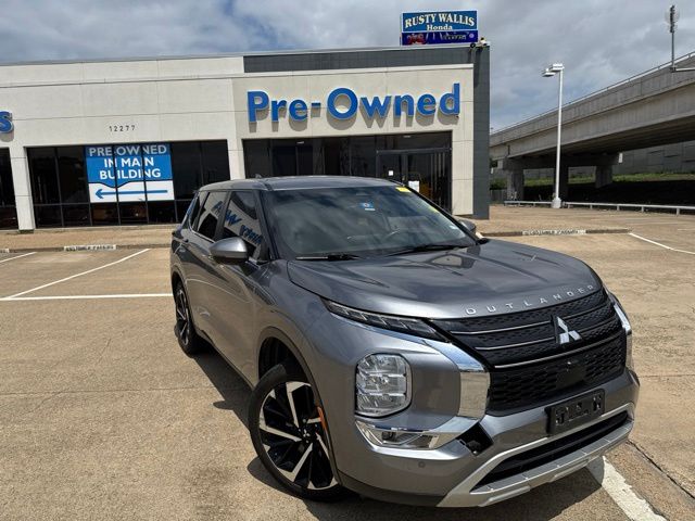 Mercury Gray Metallic 2022 Mitsubishi Outlander SUV / Crossover Continuously Variable Transmission