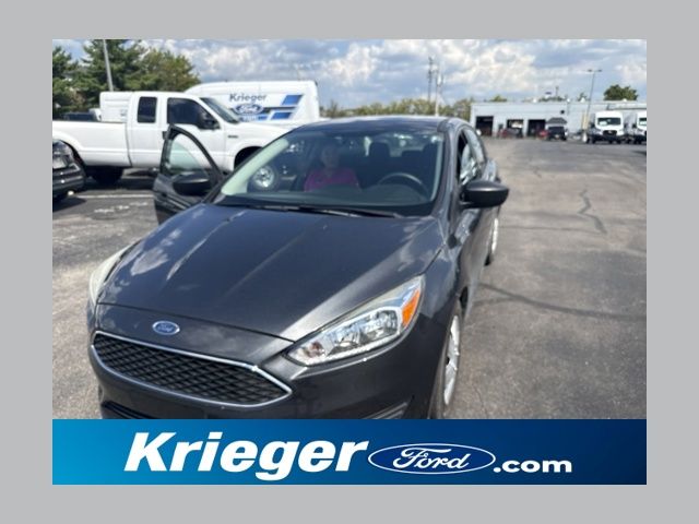 Gray (Magnetic) 2017 Ford Focus Sedan Front-Wheel Drive 6-Speed Automatic