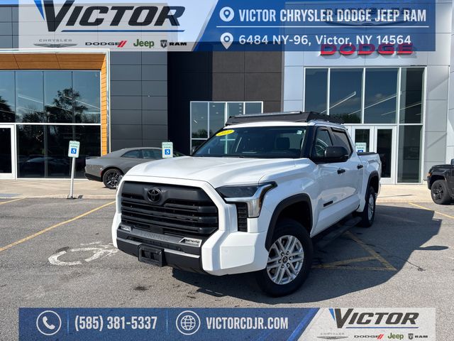 2022 Toyota Tundra SR5 CrewMax Cab 4WD