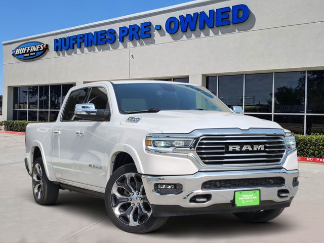 Ivory White Tri-Coat Pearlcoat 2019 RAM 1500 Pickup Truck Four-Wheel Drive 8-Speed Automatic
