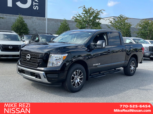 2024 Nissan Titan SV 5