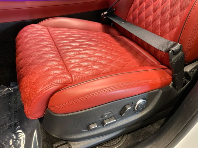 Used 2023 White Genesis 3.5T Sport image 16