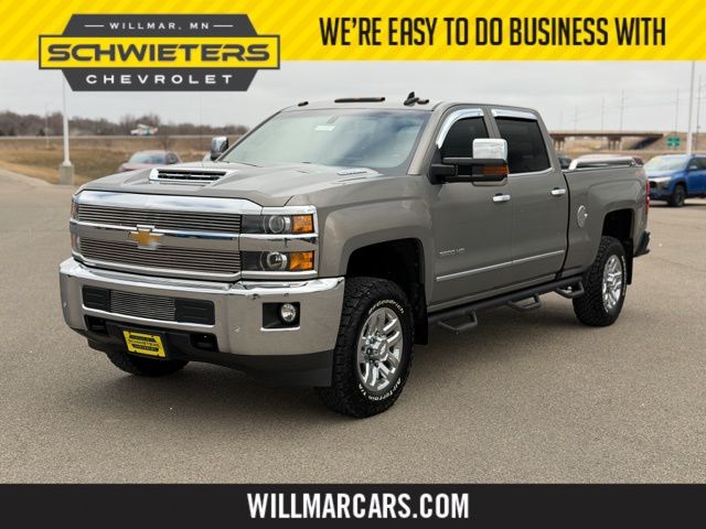 2017 Chevrolet Silverado 3500HD LTZ Crew Cab 4WD