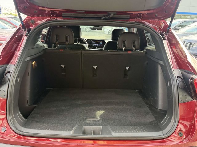 Used 2024 Chevrolet Trax SUV