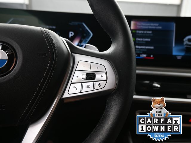 2023 BMW X7 xDrive40i photo