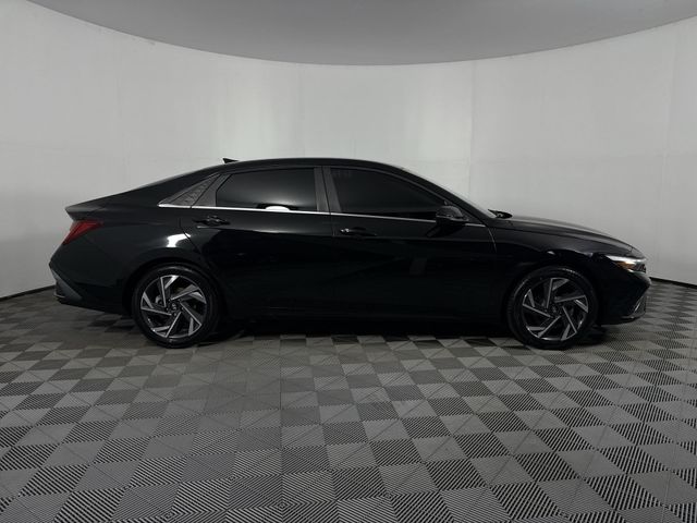 Used 2024 Hyundai Elantra Hybrid For Sale in Indianapolis, IN