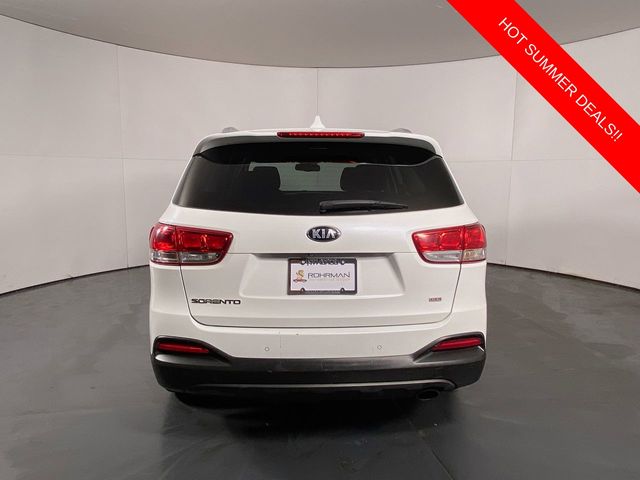 2016 Kia Sorento LX 33