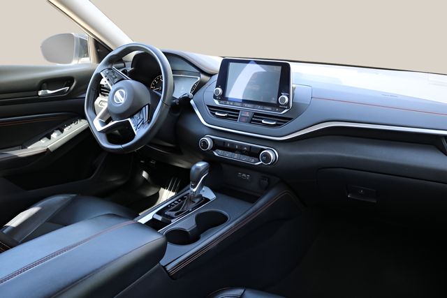 Used Car 2020 Nissan Altima  2.5 Sr For Sale Under $20,000 In Austin, Texas