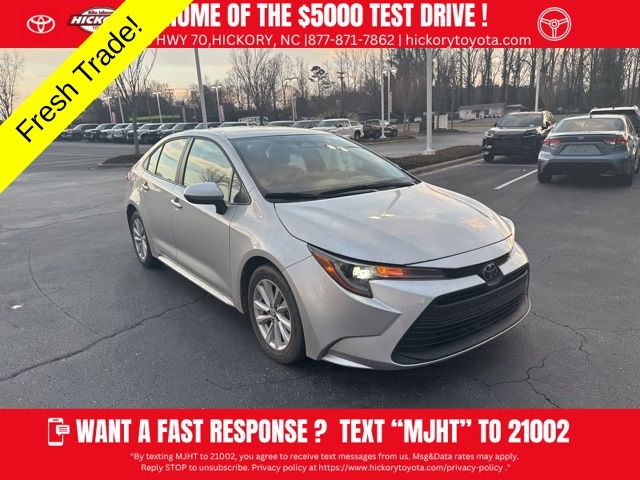 2025 Toyota Corolla LE
