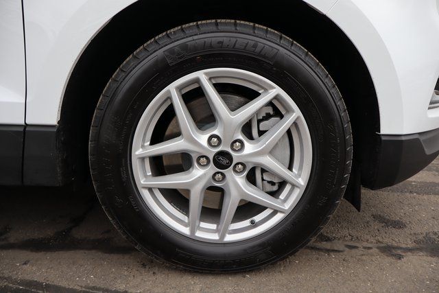 used 2024 Ford Edge car, priced at $29,500