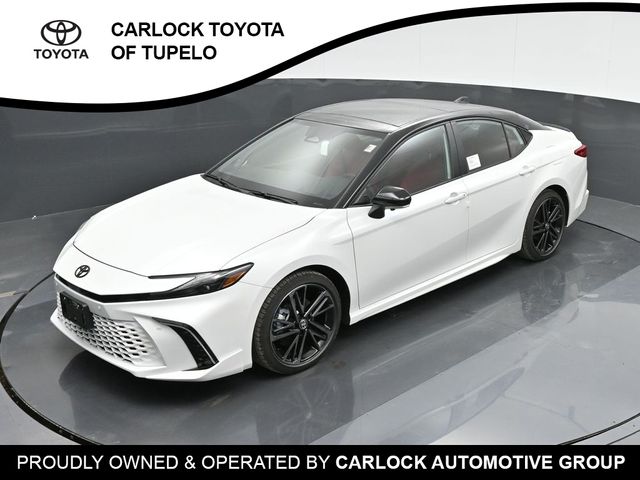 2025 Toyota Camry XSE 32