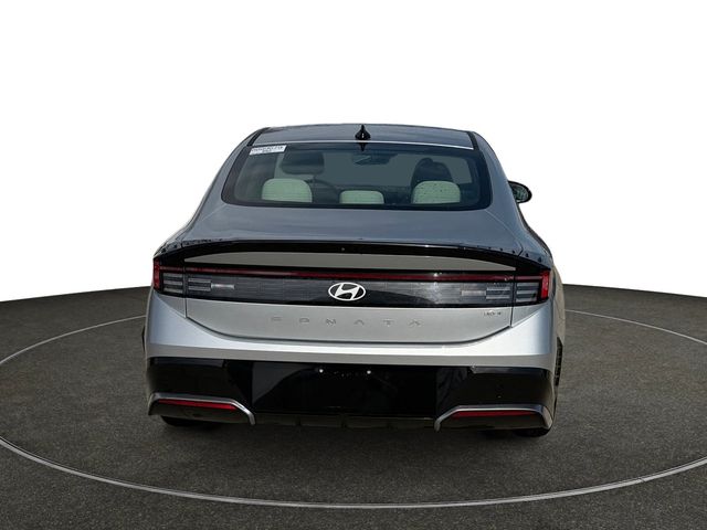 Certified Used 2025 Silver Hyundai SEL image 4