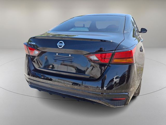 Used 2022 Nissan Altima Sedan