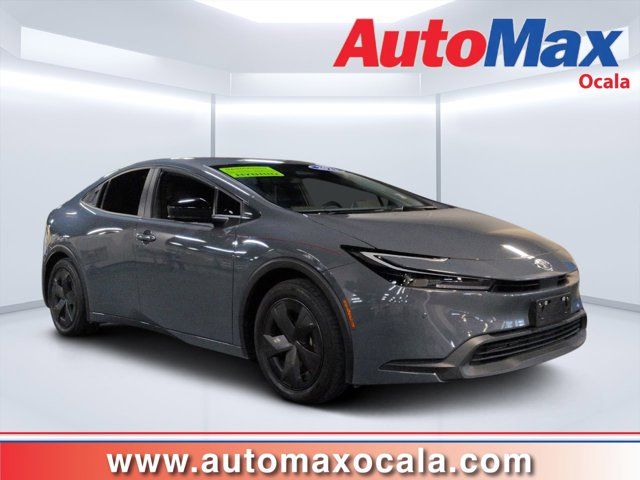  2023 Toyota Prius LE FWD   