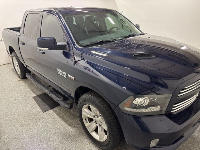 2016 RAM 1500 Sport photo