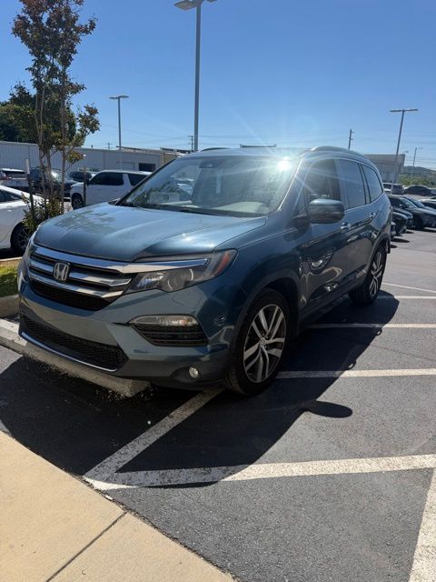 Gray (Steel Sapphire Metallic) 2017 Honda Pilot SUV / Crossover Front-Wheel Drive 9-Speed Automatic