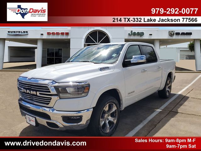 2022 RAM 1500 Laramie Crew Cab 4WD