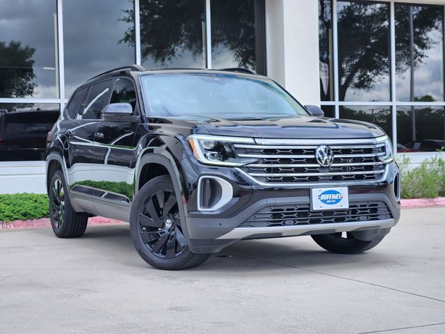 Black 2025 Volkswagen Atlas SE FWD with Technology SUV / Crossover Front-Wheel Drive 8-Speed Automatic