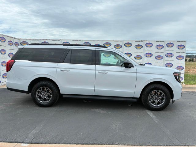 2025 Ford Expedition MAX Active 4WD
