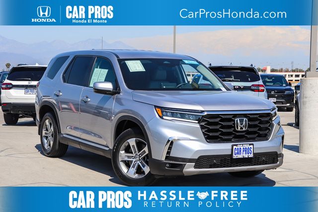 Lunar Silver Metallic 2023 Honda Pilot SUV / Crossover All-Wheel Drive Automatic