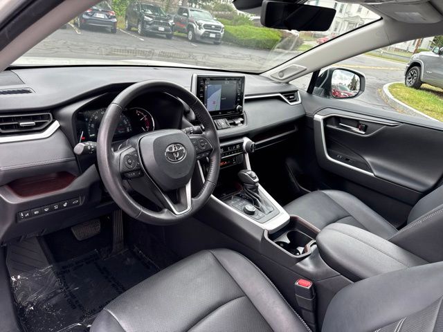 Used 2021 Toyota RAV4 SUV